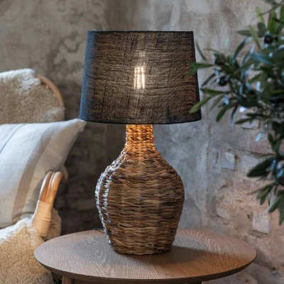 Immagine di Markslöjd Lampada da tavolo Paglia, naturale/nero, rattan/juta, altezza 58 cm