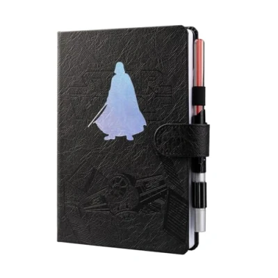 Immagine di Grupo Erik: Quaderno Star Wars + Penna Spada Laser Darth Vader A5 con Wars, Segnalibro e Tasca espandibile, 192 pagine 100 g/m², Gadget, Licenza Ufficiale