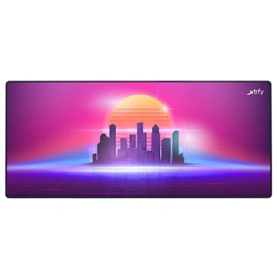 Immagine di Xtrfy GP5, Tappetino per Mouse da Gioco XL in Tessuto (920 x 400 3 mm), Speed Pad piatto garantire Precisione, Bordi Cuciti, Fondo Antiscivolo, Lavabile Lavatrice, Retrowave Edition