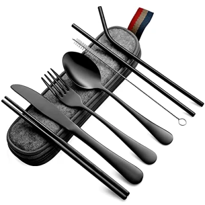Immagine di DEVICO Posate da Campeggio, 8 Pezzi Set Acciaio Inox, con Coltello, Forchetta, Cucchiaio, Bacchette, Spazzola per Pulizia, Cannucce e Custodia (Nero)