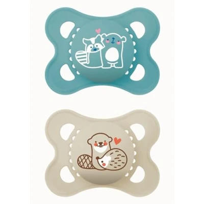 Immagine di MAM Ciuccio in lattice di gomma naturale, 2 6 mesi, con tettarella simmetrica, piatta e flessibile, scatola autosterilizzante, blu opaco, confezione da