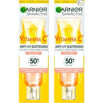 Immagine di Garnier SkinActive Fluido Viso Anti UV Quotidiano Vitamina C Macchie Glow SPF 50+ Uniformante Illuminante Protettivo Idratante sulla Pelle Contro Raggi UVA e UVB 2 Flaconi da 40ml