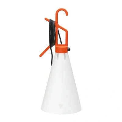 Immagine di FLOS Mayday Lampada Multiuso, di Design da K. Grcic, Portatile con Diffusore Conico, Maniglia Interruttore e Cavo 4850 mm, 220 250 V, 60 W, x 530 Colore Arancione