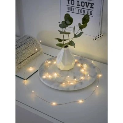 Immagine di Konstsmide 1461 860 Micro catena luminosa interno a batteria Numero di lampadine 40 LED (monocolore) Ambra Lunghezza illuminata: 3.90 m