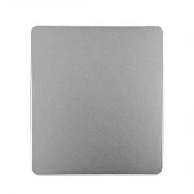Immagine di Tappetino per Mouse, Mouse da Gioco Antiscivolo in Lega di Alluminio a Doppia Faccia Impermeabile Scrivania 180x160mm PC Computer Laptop(D&#039;argento)
