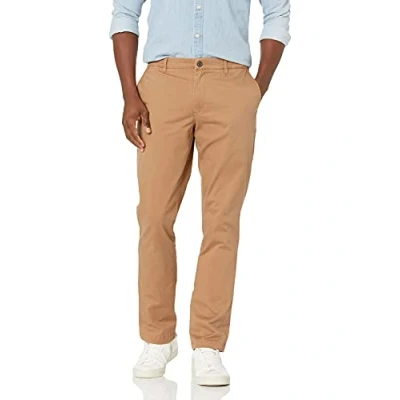 Immagine di Amazon Essentials Chino Elasticizzati Comodi Slavati Sportivi (in precedenza Goodthreads) Uomo, Marrone Kaki, 29W / 34L