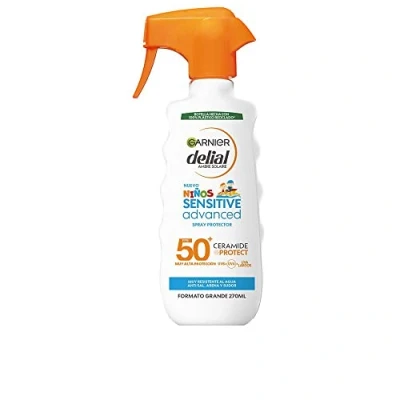 Immagine di Garnier Spray solare per bambini Delial resistente ad acqua, sabbia, sale e cloro SPF50+ 270 ml
