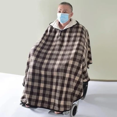 Immagine di vanenferse Coperta Scalda Sedia a Rotelle, Poncho Invernale Foderato in Pile con Cappuccio, per Rotelle Adulti, Caldo Donne E Uomini
