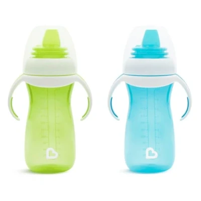 Immagine di Munchkin Tazza di Transizione, Tazze con Beccuccio, Manici e Tappo in Silicone per Neonati a Partire da 4 Mesi, senza BPA, Lavabili Lavastoviglie 296 ml, Confezione 2 Tazze, Verde/Blu