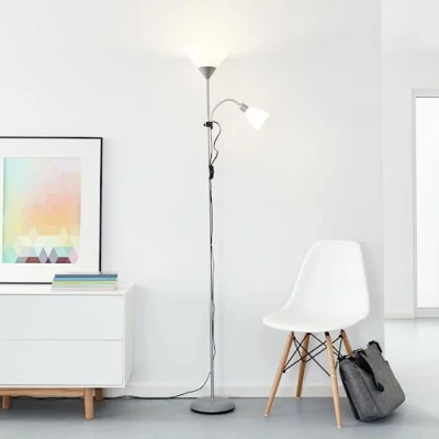Immagine di Lightbox LED Deckenfluter mit warmweißem Licht &amp; Kipp Schalter Höhe 1,8m schlichte Stehleuchte Leuchtmittel inklusive wechselbar 806 lm 400 aus Metall/Kunststoff in Chrom/Grau/Weiß