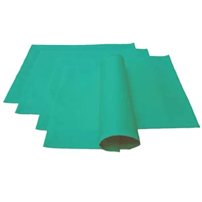 Immagine di Tovagliette di alta qualità, 4 pezzi, in 100% cotone, collezione concetto, colore e dimensioni a scelta (set da 46 x 36 cm, verde smeraldo)