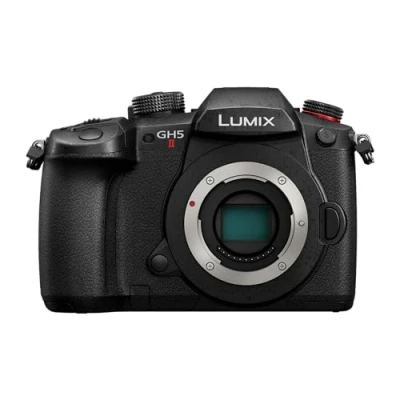 Immagine di Panasonic Lumix DC GH5M2E Fotocamera Mirrorless con Sensore MOS 4/3 20.3 MP, Doppio Stabilizzatore, C4K 60p, 4:2:2 10bit, Live Streaming Wireless, Ottimale per Video
