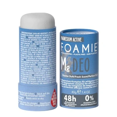 Immagine di Foamie deodorante Solido Uomo &quot;Refresh&quot; nuova formulazione, Deo stick dal profumo intensamente rinfrescante, efficace 48h senza alluminio, vegano &amp; plastica, 40g