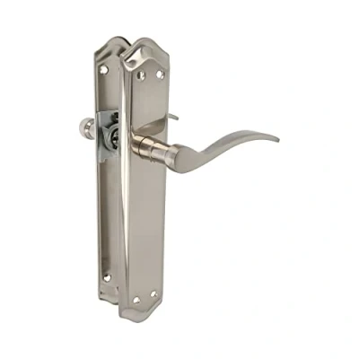 Immagine di Amig Set di maniglie con placca per porta Maniglia Mod. BETA Realizzato in acciaio 256 x 48 mm Quadro 8 Cromato opaco