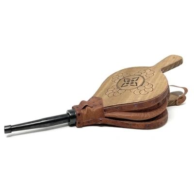 Immagine di MGE Soffietto per Camino e Barbecue Manuale Soffiatore Mantice in Legno Naturale Aspiratore a Legna 43 cm