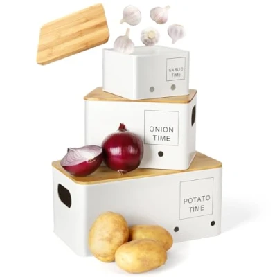 Immagine di Lannvan Porta Patate Cucina, Set di 3 Contenitore e Cipolle Aglio con Coperchio Fori Ventilazione, per Patate, Contenitori Salvaspazio Cucina Design Retrò (Bianco)