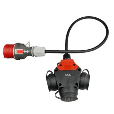 Immagine di RoadEu Adattatore Industriale Prolunga Multipresa 0,5m, CEE 16A da 380V a 220V con 3 Prese 230V, Cavo in Gomma 5x2,5mm² Ideale per il garage, capannone o la fabbrica