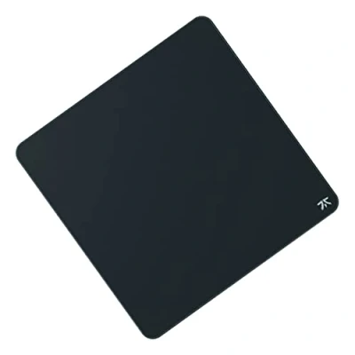 Immagine di Fnatic Dash PRO XL Tappetino per Mouse da Gioco esteso Esport con Bordi cuciti e Base in Gomma Antiscivolo, Superficie Veloce (Dimensione XL, Nero, Tessuto Ibrido) 475 x 3mm