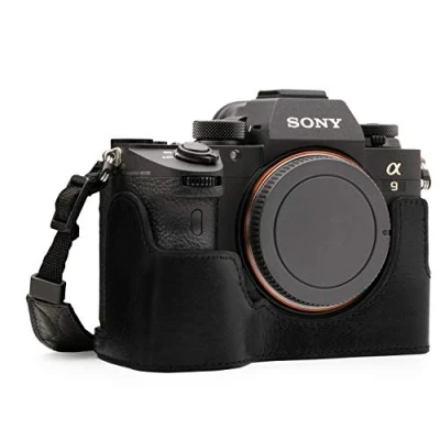 Immagine di MegaGear 1243 Sony Alpha A7R III, A9, A7 III Ever Ready Custodia metà copertura in Vera pelle per Fotocamera con Tracolla Nero