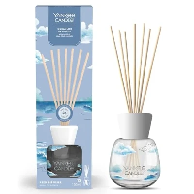 Immagine di Yankee Candle Signature Diffusore a bastoncini Aria dell&#039;oceano 100 ml Fino 10 settimane di fragranza Confezione riciclabile Un regalo perfetto per una donna