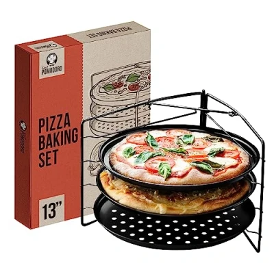 Immagine di Chef Pomodoro Set di 3 Teglie per Pizza con Portateglie Incluso, Teglia Rotonda, Antiaderente e Forata, da 33 cm Forni Domestici, Resiste Fino a 450C (Nero)
