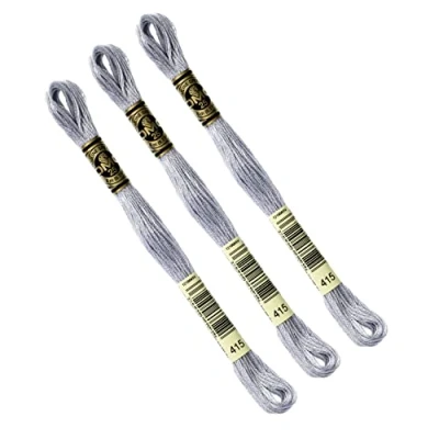 Immagine di DMC Set di 3 matasse grigio chiaro, filo da ricamo mulinato 117MC, 100% cotone Si adatta a tutte le tecniche e supporti, ideale per punto croce