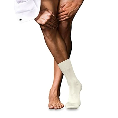 Immagine di FALKE No. 6 M SO lana seta tinta unita 1 paio, Calzini Uomo, Bianco (Woolwhite 2060), 39 40