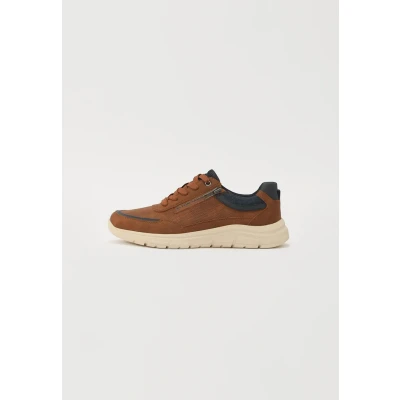 Immagine di TOM TAILOR 9580080005, Scarpe da Ginnastica Uomo, Cognac, 44 EU