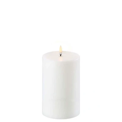 Immagine di Uyuni Piffany Copenhagen Lighting Pillar LED candela 10,1 x 15 cm, vera cera bianca, funzione timer 6 ore, nessun rischio di incendio, nessuna formazione fuliggine e odore
