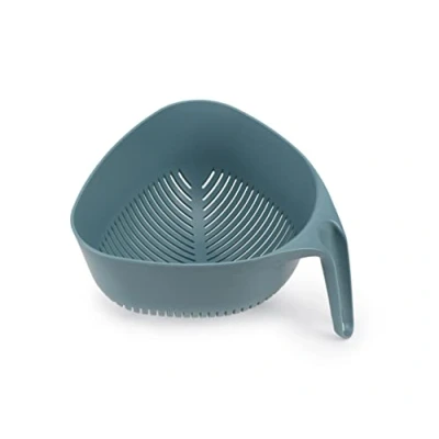 Immagine di Joseph Duo Colino triangolare da lavello cucina con manico verticale, Scolapasta angoli per facilitare la scolatura, Blu