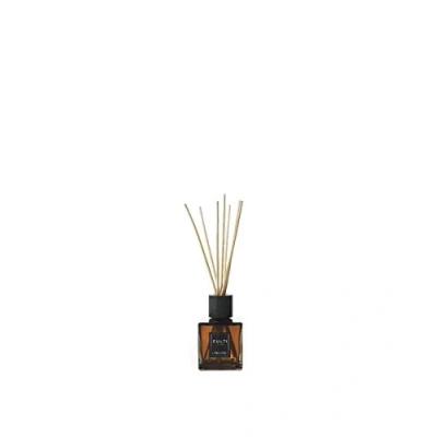 Immagine di Diffusore bastoncini Decor da 250 ml Culti Milano Fragranza SUPREMEAMBER, all&#039;incenso, benzoino, patchouli, vaniglia nera, nota di cisto e chinotto. Durata 3 mesi Metratura 10 a20 mq