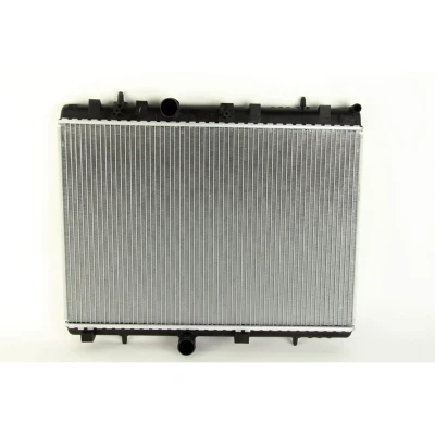 Immagine di NRF 58226 Radiatore motore Alluminio 538 380 28 con parti annesse Alette di raffreddamento saldate CITROËN: C3 II, I Hatchback, DS3 Hatchback