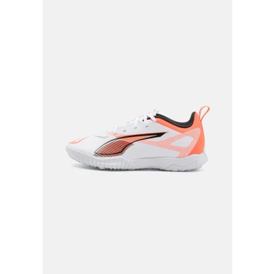 Immagine di Puma Ultra 5 PLAY TT JR Unisex Scarpe da calcetto con tacchetti per bambini, Taglia: 38.5, White/black/glowing red Tessuto / sintetico