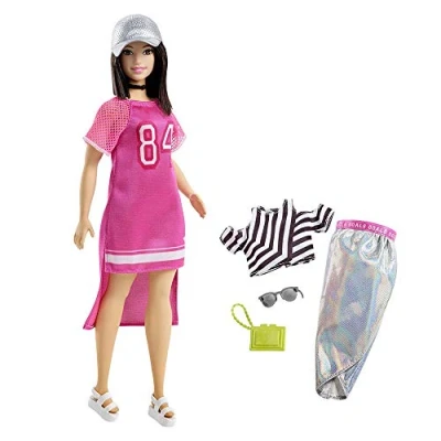 Immagine di Barbie Fashionistas Set in Argento Rock con Cappuccio Un Secondo Look Incluso, FRY81