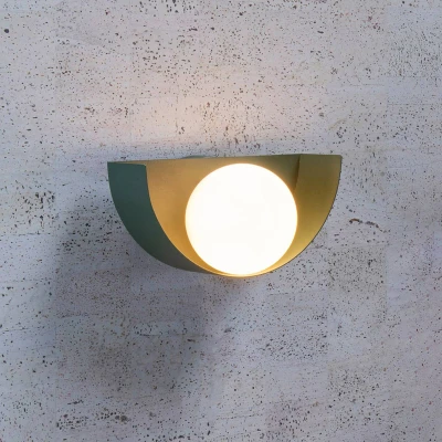 Immagine di Lucide Applique Benni con paralume sfera di vetro, verde