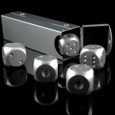 Immagine di Jadeshay Dadi da Gioco, Set di 5 Giocare Lega Alluminio DND Gioco Tavolo a Set,con Scatola portaoggetti