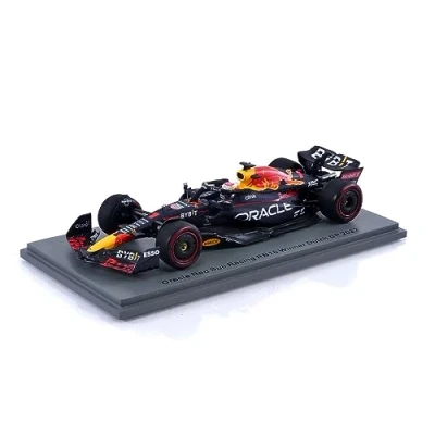 Immagine di Spark Modello Grand Prix Car in resina scala 1:43 compatibile con Red Bull Racing Oracle RB18 Max Verstappen (con Pit Board/30th Career Win Olandese) Blu