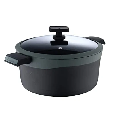 Immagine di MasterPRO Indaco 24 cm di diametro 12 altezza con coperchio Pentola in alluminio pressofuso antiaderente Doppio rivestimento Manici Soft Touch Per tutti i piani cottura
