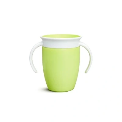 Immagine di Munchkin Miracle 360 Cup, Baby and Sippy Ideal Sippy, Water Weaning Cup 6+ to 12 Months, 7 oz/207 ml, Green
