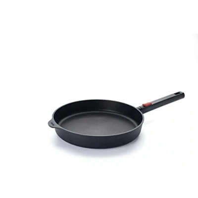 Immagine di Woll Eco Logic QXR Padella piatta in ghisa induttiva, diametro 28 cm, altezza 5 con manico rimovibile, adatta per tutti i piani cottura, senza PFAS, rivestimento antiaderente, alluminio