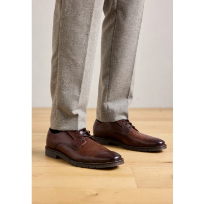 Immagine di bugatti Stringate, Uomo, Taglia: 42, Cognac Scarpe