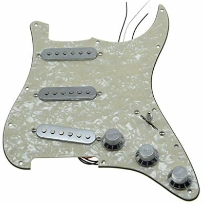 Immagine di Dopro Battipenna SSS Strat caricato personalizzato Prewired ST Pickguard Con pickup in ceramica per Stati Uniti/Messicano Fender Invecchiato Perla Coperture Cromate e Manopole
