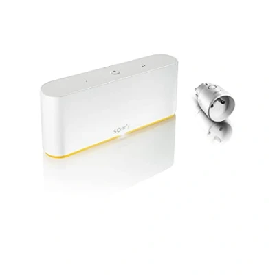 Immagine di Somfy 1870998 Pacchetto TaHoma switch + 1 presa collegata io tipo E Controllo intelligente Compatibile io, RTS, Zigbee 3.0, Multiprotocollo &amp; Multimarca con l&#039;Assistente Google,