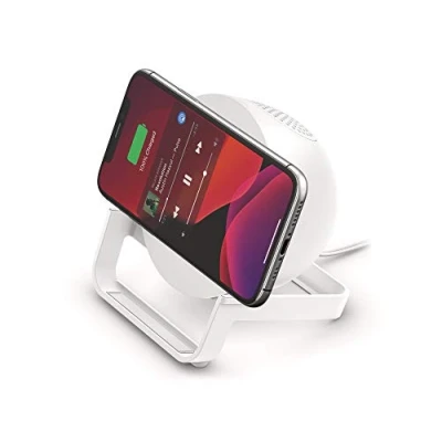 Immagine di Belkin SoundForm Charge, Altoparlante Bluetooth con supporto di ricarica wireless, e ascolta la musica, guarda video in streaming o partecipa a videochiamate Bianco