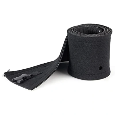 Immagine di StarTech.com Guaina flessibile per la gestione dei cavi in neoprene 1m, Tubo passacavi con cerniera e fibbia Nero (WKSTNCMZP)