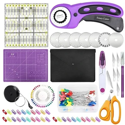 Immagine di SAMISO Taglierina rotativa,Cutter per Tessuti con Lame Sostitutive, Tappetino da Taglio,Righello patchwork, Coltello di precisione,Righello,Coltello Intaglio Cucito, Artigianali