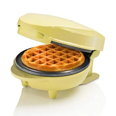 Immagine di Bestron Waffle Maker, Piastra per waffel mini Ø10 cm, piccola macchina con rivestimento antiaderente, compleanni di bambini, feste famiglia, Pasqua o Natale, 550 watt, colore: giallo