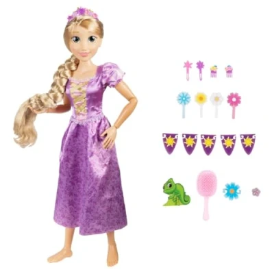 Immagine di Disney Princess bambola Playdate alta 80 cm di Rapunzel articolata con accessori. La tua nuova amica come te, cui vivere splendide avventure! Dai 3 anni in su.
