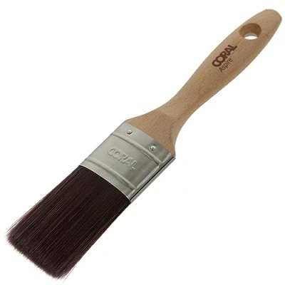 Immagine di Coral Aspire 31742 Pennello professionale da 3,8 cm, taglio dritto con profilo ovale per una finitura ultra liscia e veloce emulsione commerciale o manico in legno FSC lucido