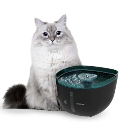 Immagine di Cecotec Bebedero Fontana Automatica per Animali Domestici Pumba 2200 Refresh. Capacità 2 L, Include Filtro e Luce Interna, Livello dell&#039;Acqua Visibile, Silenzioso, Design a Cascata, Facile da Pulire